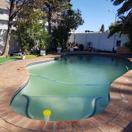 Salama Lodge Milnerton Kaapstad Buitenkant foto